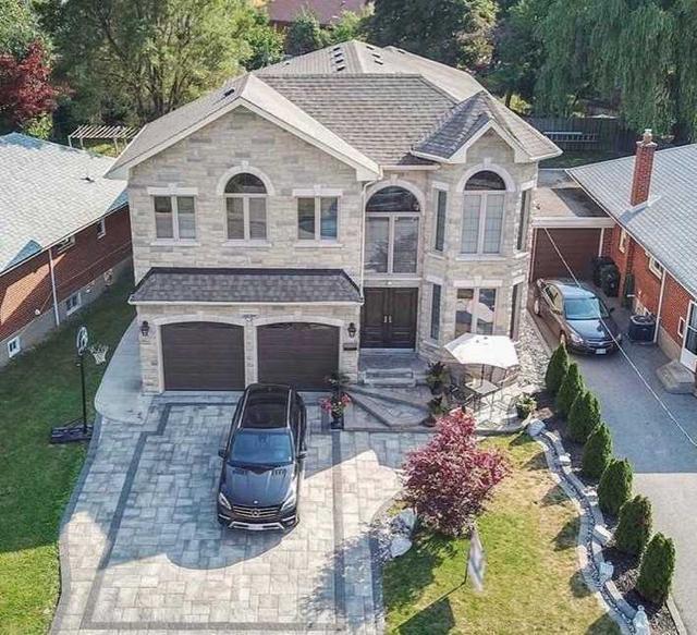 114 Budea Cres, House detached with 4 bedrooms, 5 bathrooms and 6 parking in Toronto ON | Image 1