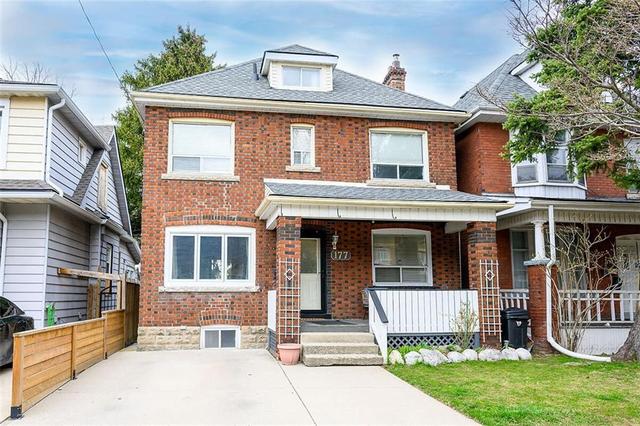 177 Maplewood Avenue, House detached with 4 bedrooms, 2 bathrooms and 6 parking in Hamilton ON | Image 2