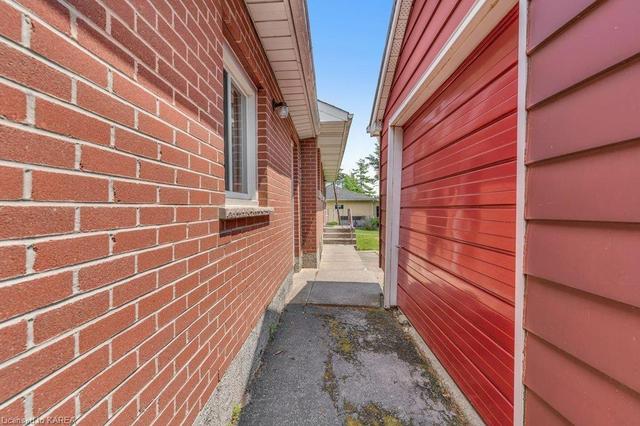207 Arnold Street, House detached with 0 bedrooms, 1 bathrooms and 6 parking in Kingston ON | Image 35