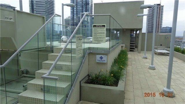 727 - 21 Nelson St, Condo with 1 bedrooms, 1 bathrooms and 1 parking in Toronto ON | Image 10