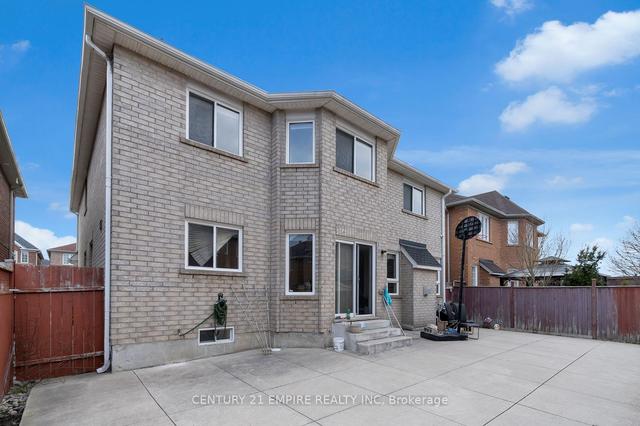 68 Florette Pl, House detached with 5 bedrooms, 6 bathrooms and 6 parking in Brampton ON | Image 30