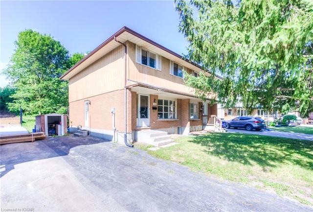 439a Midwood Crescent, House semidetached with 4 bedrooms, 1 bathrooms and 3 parking in Waterloo ON | Image 2