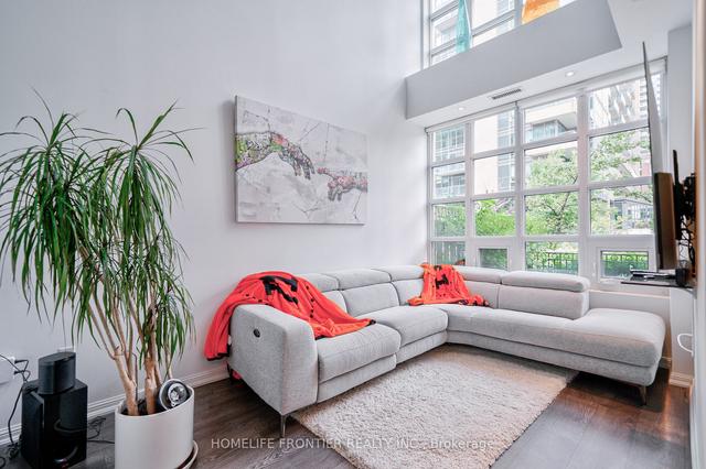 th77b - 85 East Liberty St, Townhouse with 2 bedrooms, 2 bathrooms and 1 parking in Toronto ON | Image 13