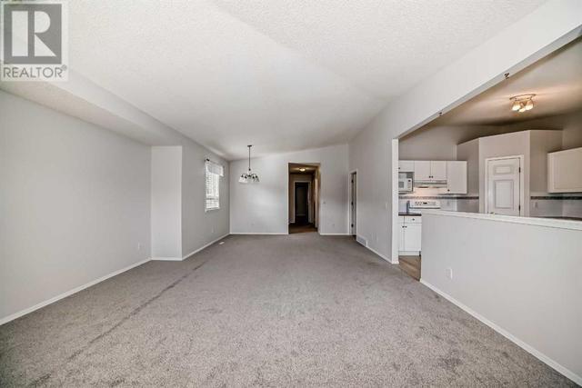 90 Valley Ridge Heights Nw, House attached with 2 bedrooms, 3 bathrooms and 4 parking in Calgary AB | Image 28