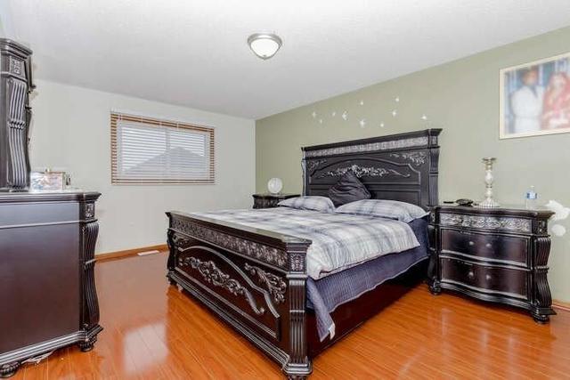 31 Blackmere Circ, House detached with 4 bedrooms, 4 bathrooms and 6 parking in Brampton ON | Image 9