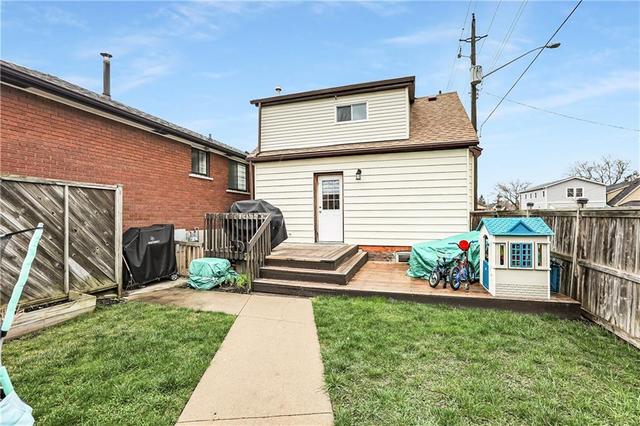 187 East 24th Street, House detached with 2 bedrooms, 1 bathrooms and 3 parking in Hamilton ON | Image 18