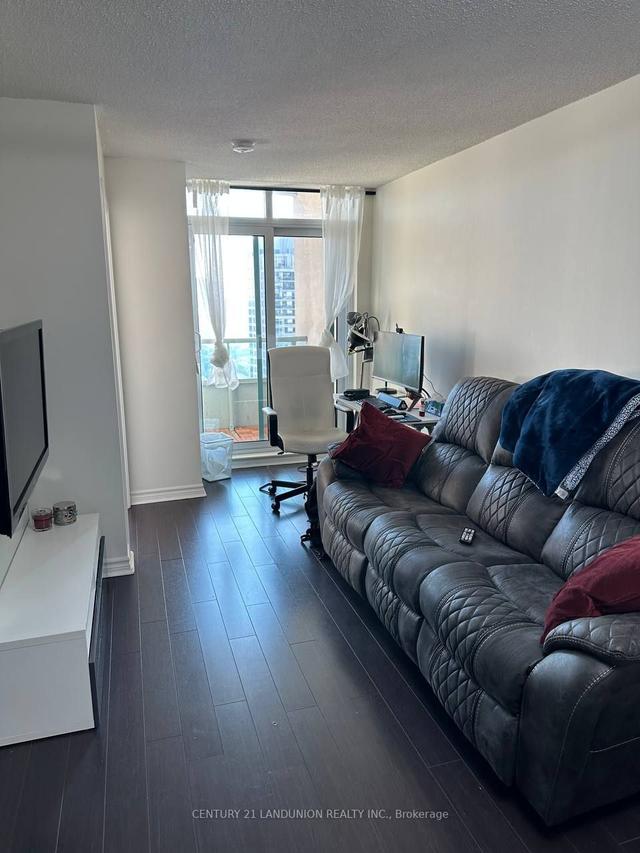 2403 - 17 Barberry Pl, Condo with 1 bedrooms, 1 bathrooms and 1 parking in Toronto ON | Image 2