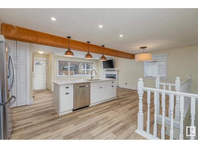35 Spruce Cr, House detached with 4 bedrooms, 2 bathrooms and 4 parking in St. Albert AB | Image 18