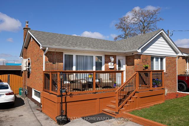 56 Ivordale Cres, House detached with 3 bedrooms, 2 bathrooms and 4 parking in Toronto ON | Image 1
