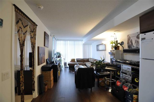 1512 - 121 Mcmahon Dr, Condo with 1 bedrooms, 1 bathrooms and 1 parking in Toronto ON | Image 13
