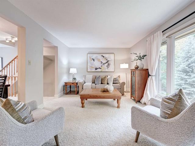 16 Bards Walkway, Townhouse with 3 bedrooms, 3 bathrooms and 2 parking in Toronto ON | Image 3
