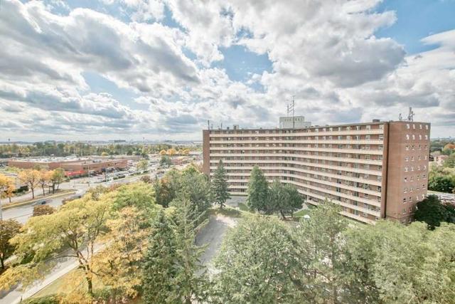 906 - 3577 Derry Rd E, Condo with 2 bedrooms, 1 bathrooms and 1 parking in Mississauga ON | Image 7