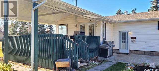 704 Railway Avenue, House detached with 3 bedrooms, 2 bathrooms and null parking in Loon Lake SK | Image 22