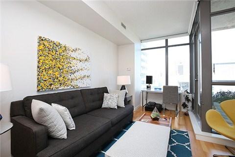1007 - 281 Mutual St, Condo with 1 bedrooms, 1 bathrooms and null parking in Toronto ON | Image 4
