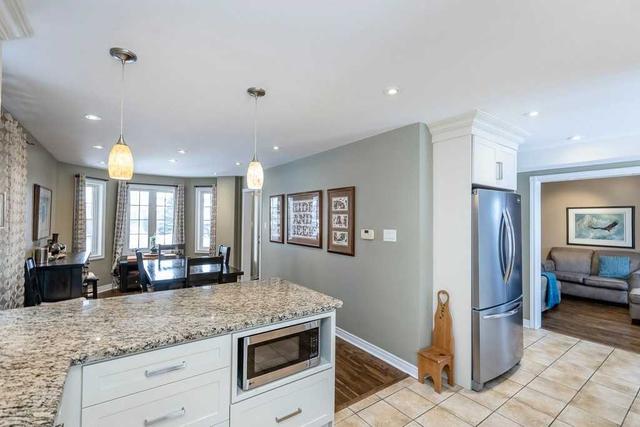 237 Wessenger Dr, House detached with 3 bedrooms, 4 bathrooms and 4 parking in Barrie ON | Image 33