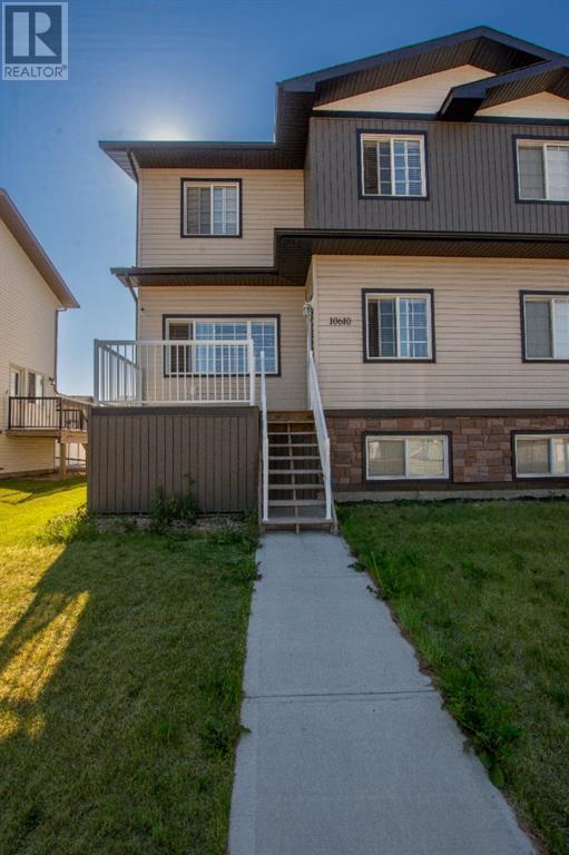 10610 114b Street, Home with 3 bedrooms, 2 bathrooms and 4 parking in Grande Prairie AB | Card Image