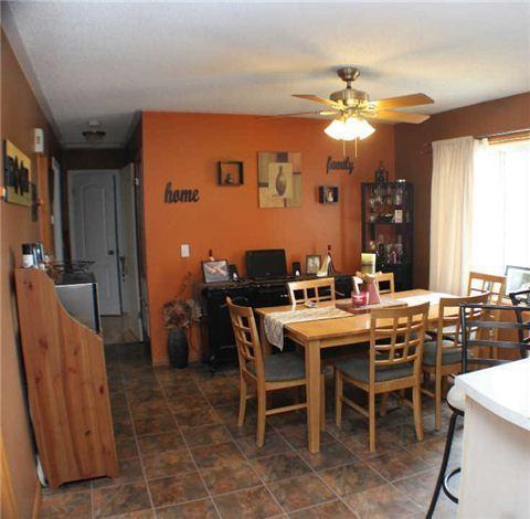 720 Owen Sound St, House detached with 2 bedrooms, 2 bathrooms and 4 parking in Shelburne ON | Image 6