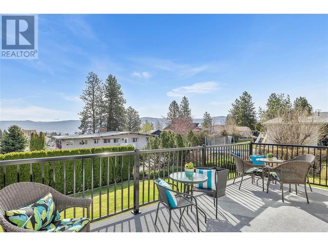 2701 Guidi Road, House detached with 3 bedrooms, 2 bathrooms and 6 parking in West Kelowna BC | Image 12