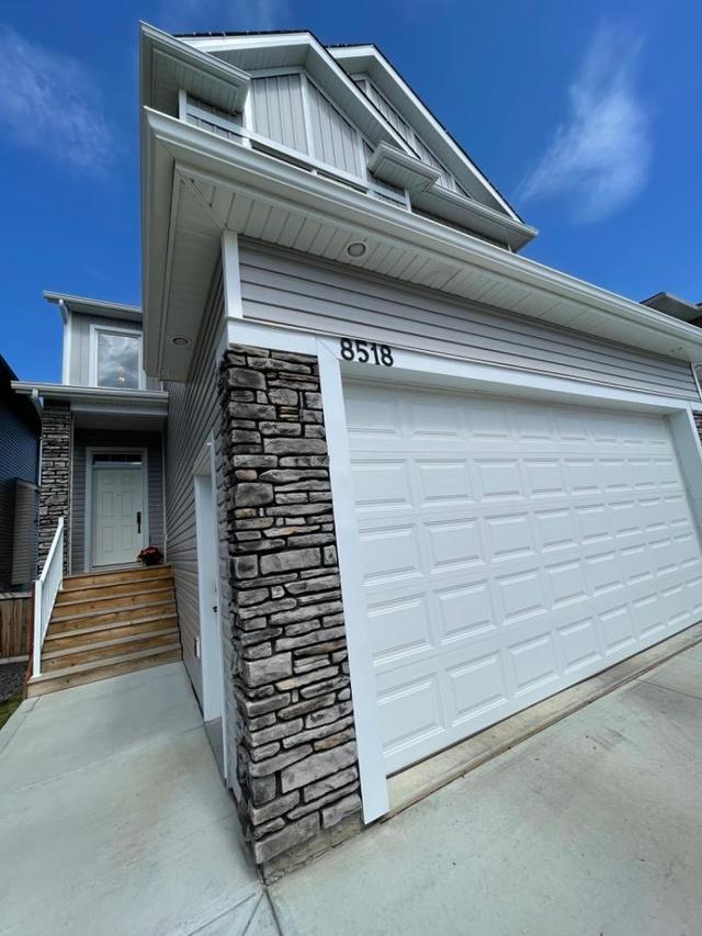 8518 71a Avenue, House detached with 4 bedrooms, 3 bathrooms and 6 parking in Greenview No. 16 AB | Image 3
