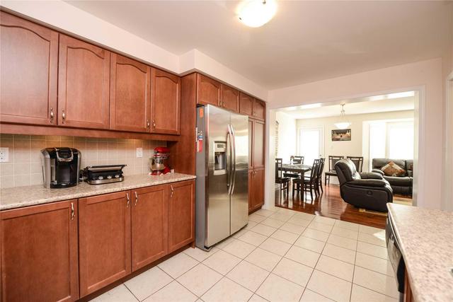 94 Suitor Crt, House attached with 2 bedrooms, 2 bathrooms and 2 parking in Milton ON | Image 8
