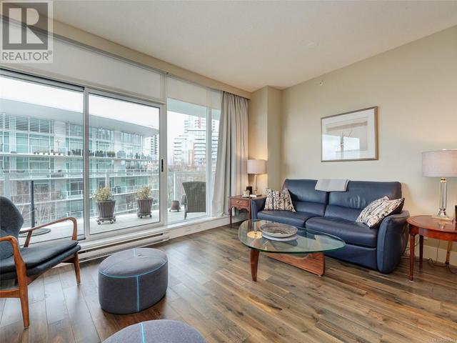 505 - 66 Songhees Rd, Condo with 1 bedrooms, 2 bathrooms and 1 parking in Victoria BC | Image 6