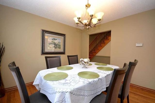 4151 Prince George Ave, House detached with 4 bedrooms, 3 bathrooms and 6 parking in Mississauga ON | Image 9