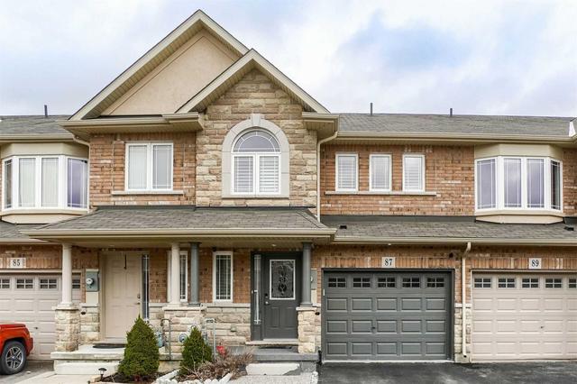 87 Charleswood Cres, House attached with 3 bedrooms, 3 bathrooms and 2 parking in Hamilton ON | Image 1
