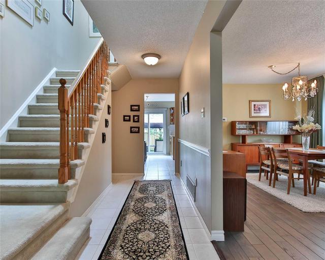 24 Ebby Ave, House attached with 3 bedrooms, 4 bathrooms and 2 parking in Brampton ON | Image 7