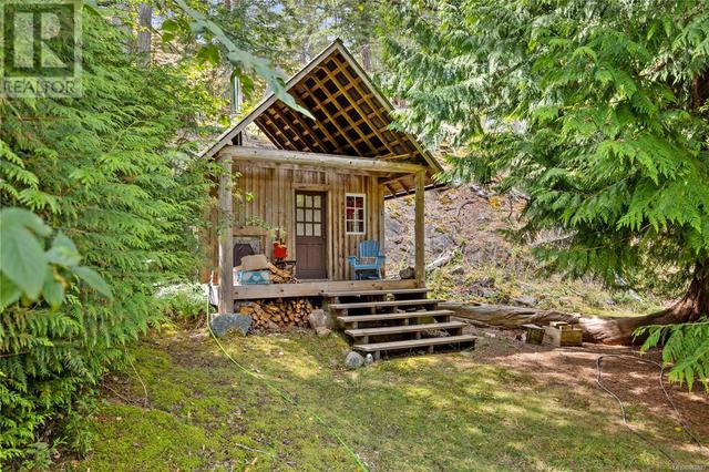 Sauna/Guest Cabin | Image 7
