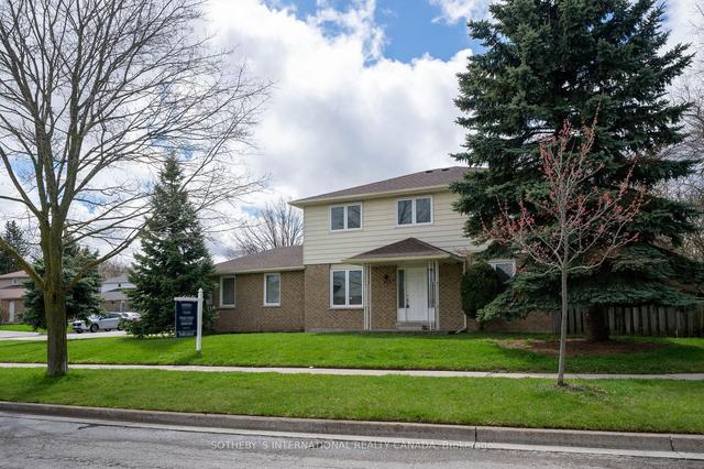 111 Wood Cres, House detached with 3 bedrooms, 3 bathrooms and 5 parking in Bradford West Gwillimbury ON | Image 12