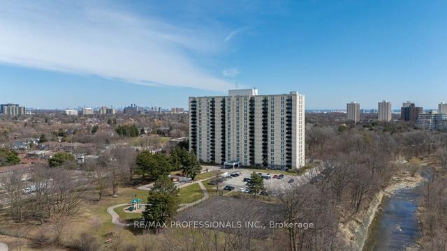 109 - 420 Mill Rd, Condo with 2 bedrooms, 1 bathrooms and 1 parking in Toronto ON | Image 1