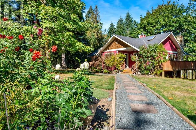 4191 Barnjum Rd, House detached with 5 bedrooms, 3 bathrooms and 10 parking in Cowichan Valley E BC | Image 2