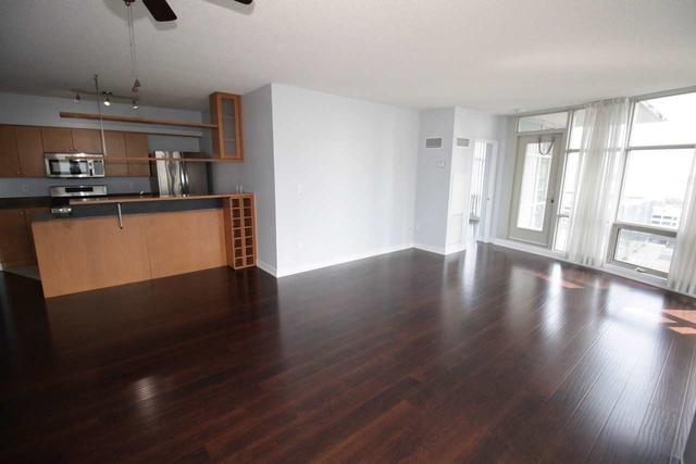 1112 - 10 Navy Wharf Crt, Condo with 2 bedrooms, 2 bathrooms and 1 parking in Toronto ON | Image 3
