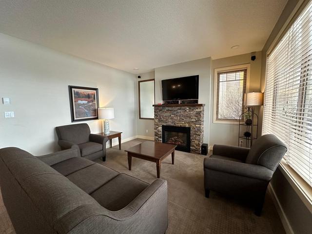 611 - 600 Bighorn Boulevard, Condo with 3 bedrooms, 3 bathrooms and null parking in Radium Hot Springs BC | Image 13