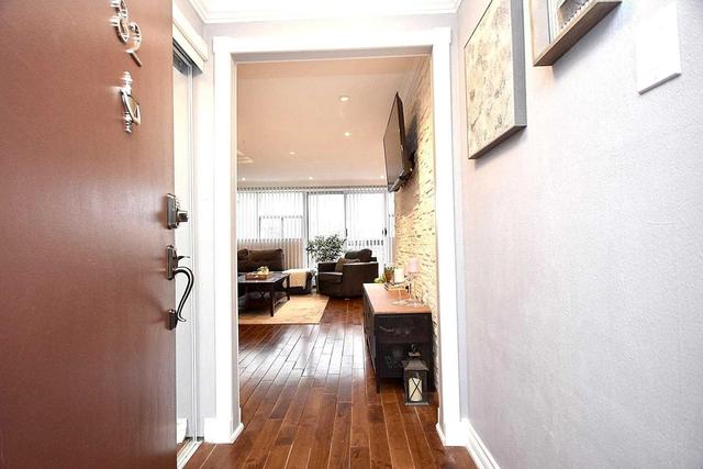 82 - 1624 Bloor St, Townhouse with 5 bedrooms, 3 bathrooms and 1 parking in Mississauga ON | Image 3