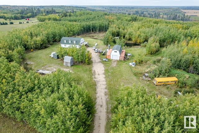23118 Twp 584, House detached with 4 bedrooms, 3 bathrooms and 10 parking in Thorhild County AB | Image 1
