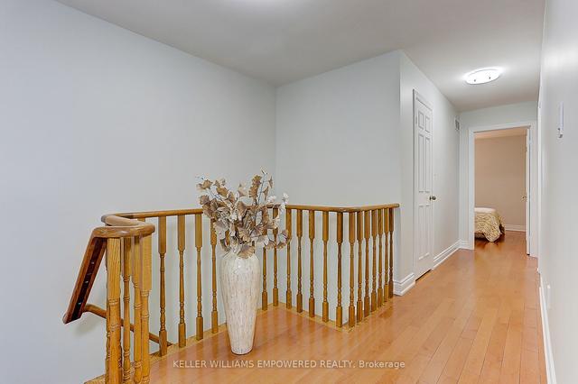 48 - 10 Cardwell Ave, Townhouse with 3 bedrooms, 3 bathrooms and 3 parking in Toronto ON | Image 5