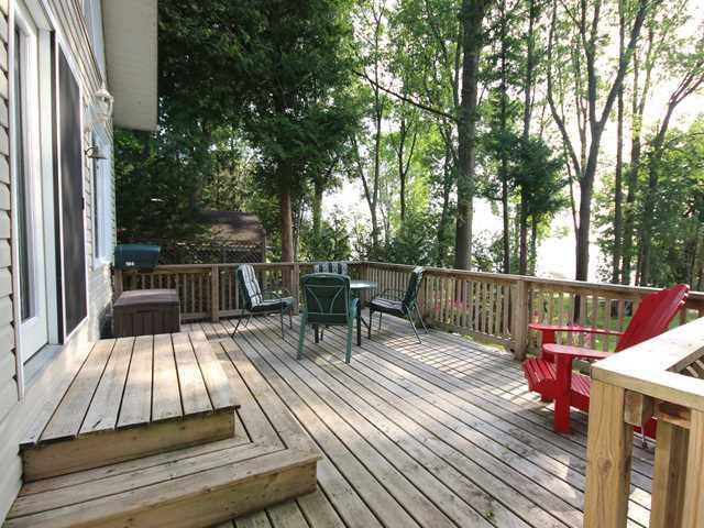 104 Lakeshore Promenade, House detached with 3 bedrooms, 1 bathrooms and null parking in Oro Medonte ON | Image 3