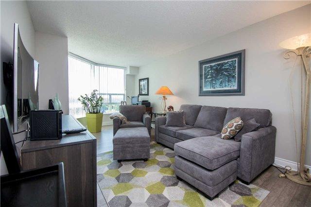1013 - 7905 Bayview Ave, Condo with 2 bedrooms, 4 bathrooms and 2 parking in Markham ON | Image 5