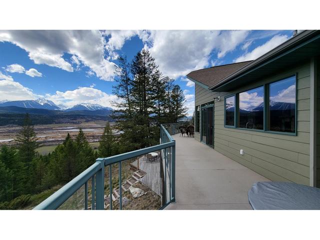 2360/2380 Highway 95, House detached with 4 bedrooms, 3 bathrooms and null parking in East Kootenay G BC | Image 20