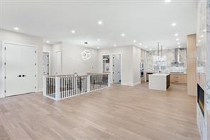 60 Havenhurst Crescent Sw, House detached with 4 bedrooms, 3 bathrooms and 5 parking in Calgary AB | Image 1