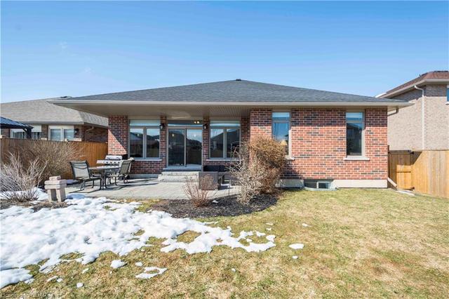 58 Crews Crescent, House detached with 5 bedrooms, 3 bathrooms and null parking in Quinte West ON | Image 22