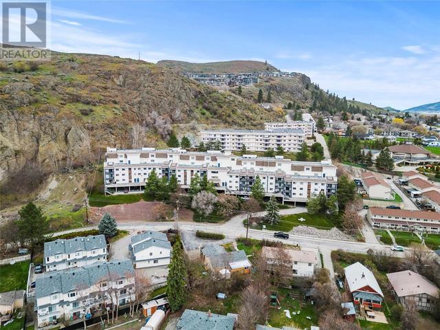 3901 - 32 Avenue Unit# 201, Condo with 3 bedrooms, 2 bathrooms and 2 parking in Vernon BC | Image 2