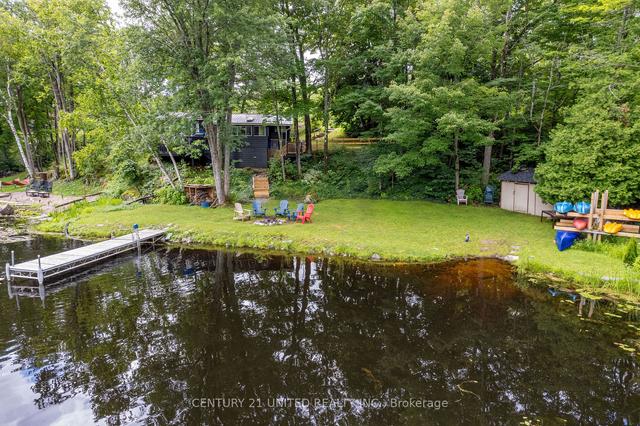 2335 Lakeside Rd, House detached with 2 bedrooms, 1 bathrooms and 4 parking in Douro Dummer ON | Image 21