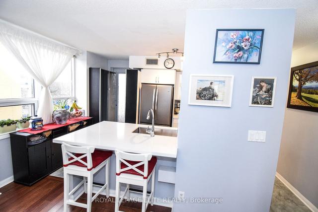 203 - 4 Elsinore Path, Condo with 2 bedrooms, 1 bathrooms and 1 parking in Toronto ON | Image 40