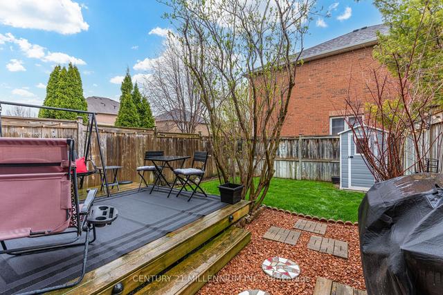20 Todmorden Dr, House attached with 3 bedrooms, 3 bathrooms and 4 parking in Brampton ON | Image 20