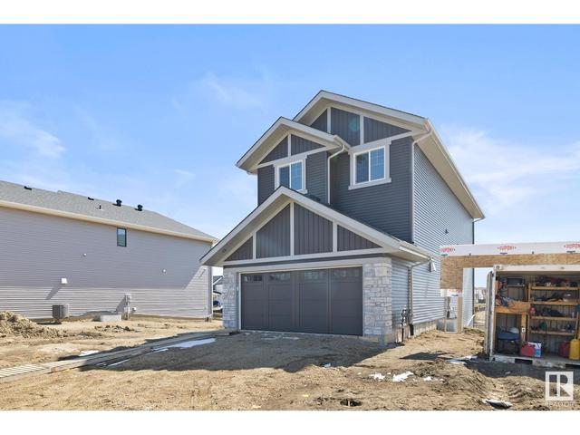 20627 27 Av Nw Nw, House detached with 4 bedrooms, 3 bathrooms and null parking in Edmonton AB | Image 2