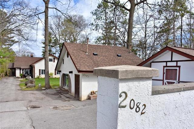 2082 River Road W, House detached with 4 bedrooms, 2 bathrooms and null parking in Wasaga Beach ON | Image 2