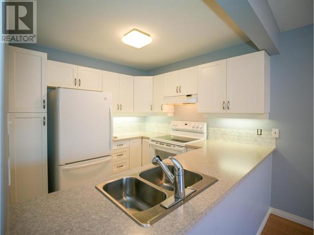 3805 - 30 Avenue Unit# 310, Condo with 2 bedrooms, 2 bathrooms and 1 parking in Vernon BC | Image 4