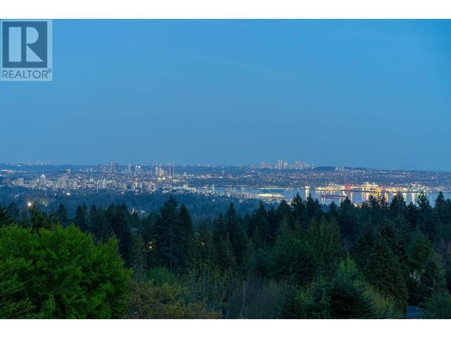 620 St Andrews Road, House detached with 7 bedrooms, 8 bathrooms and 8 parking in West Vancouver BC | Image 35
